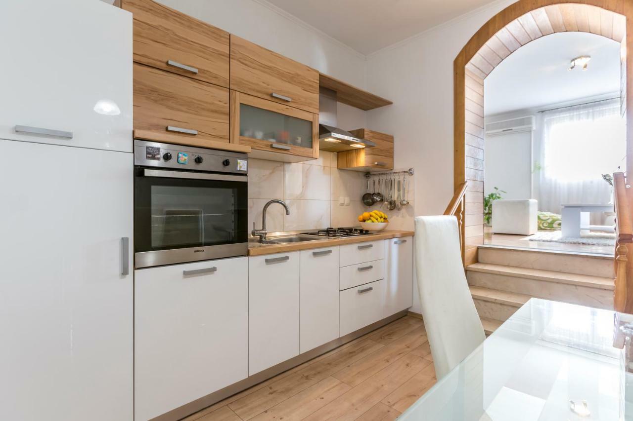 Boban Sunny Apartment Solin Exterior photo